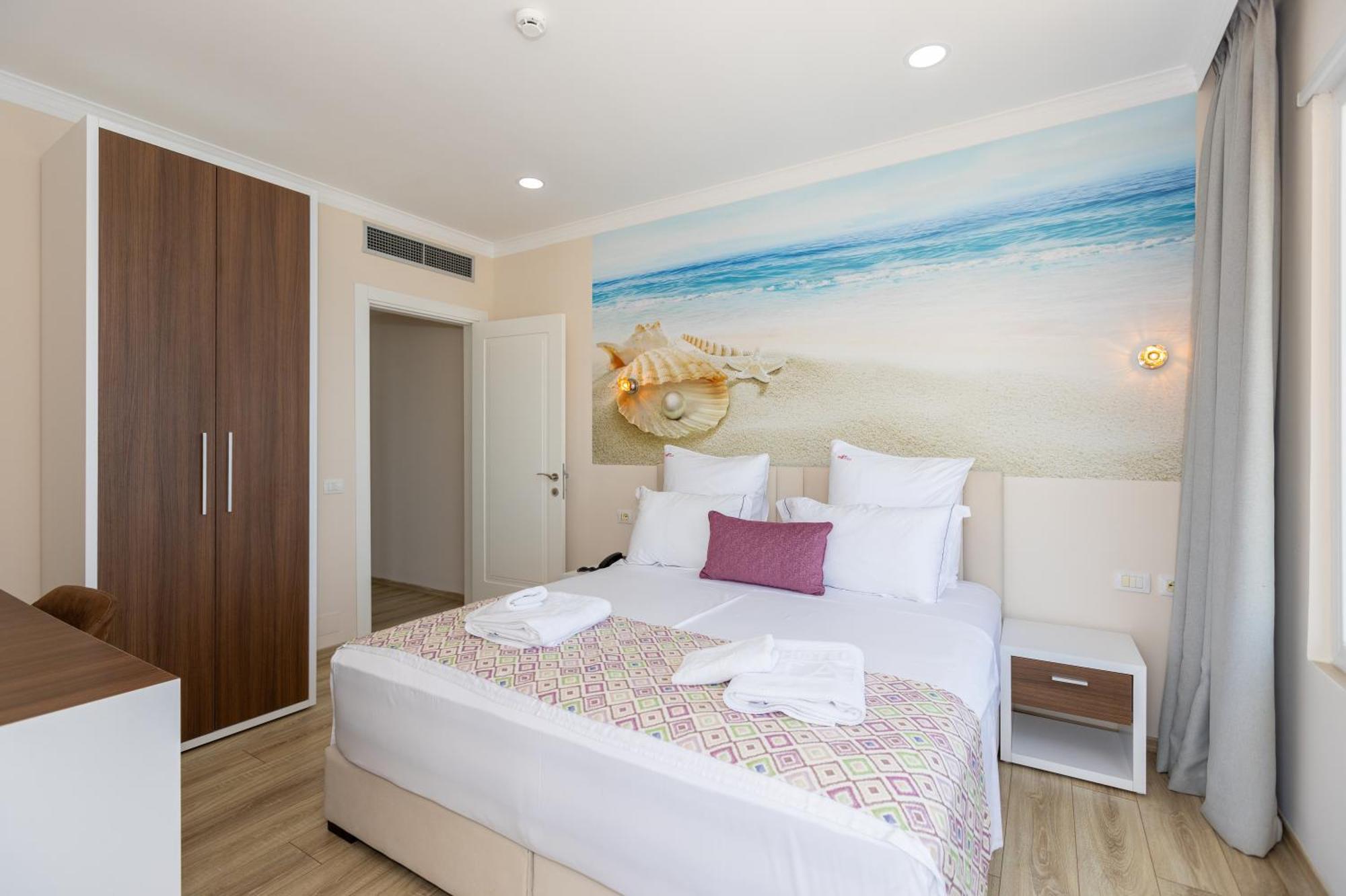 Britania Hotel 4*