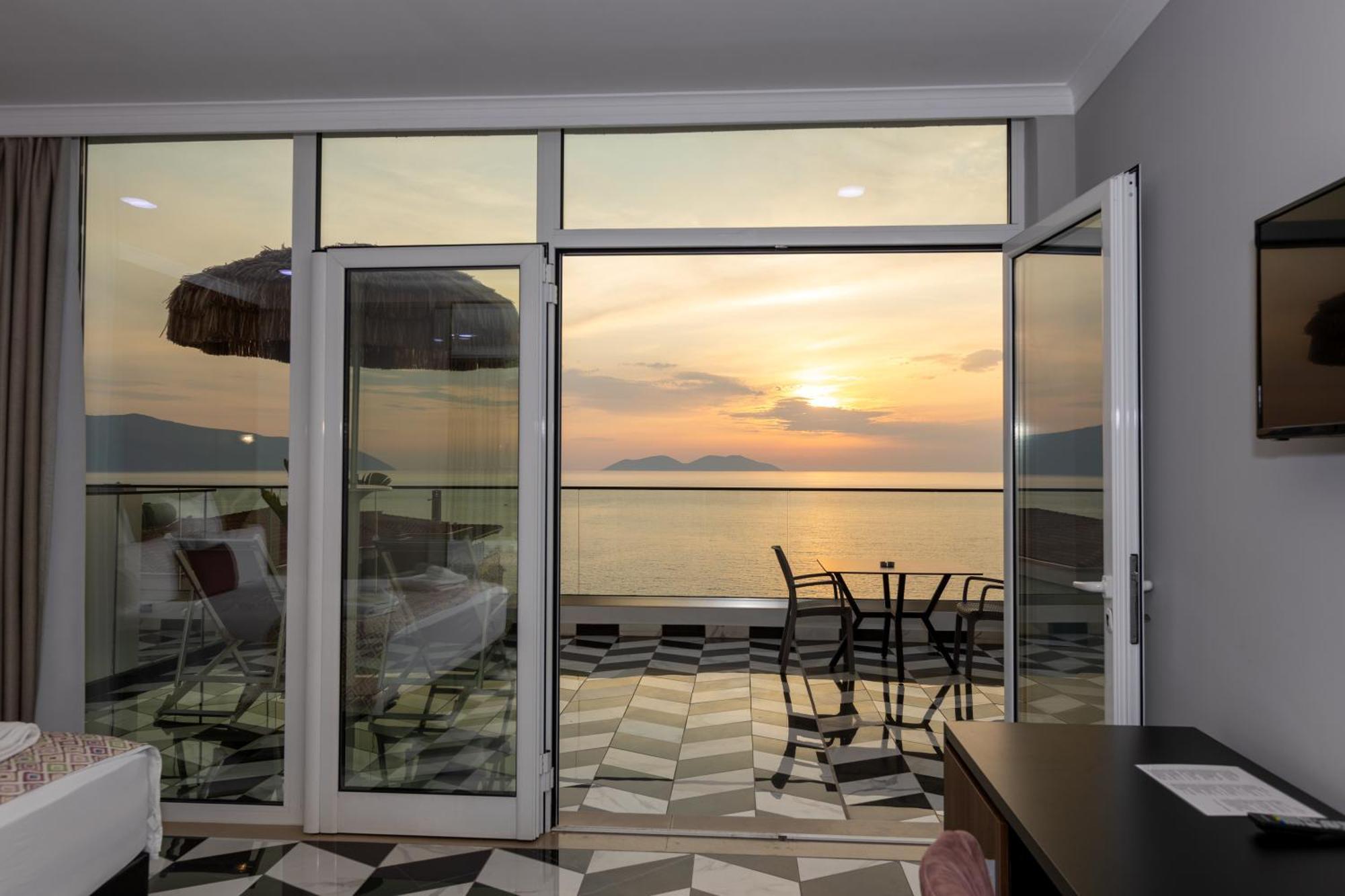 Hotel Britania 4*